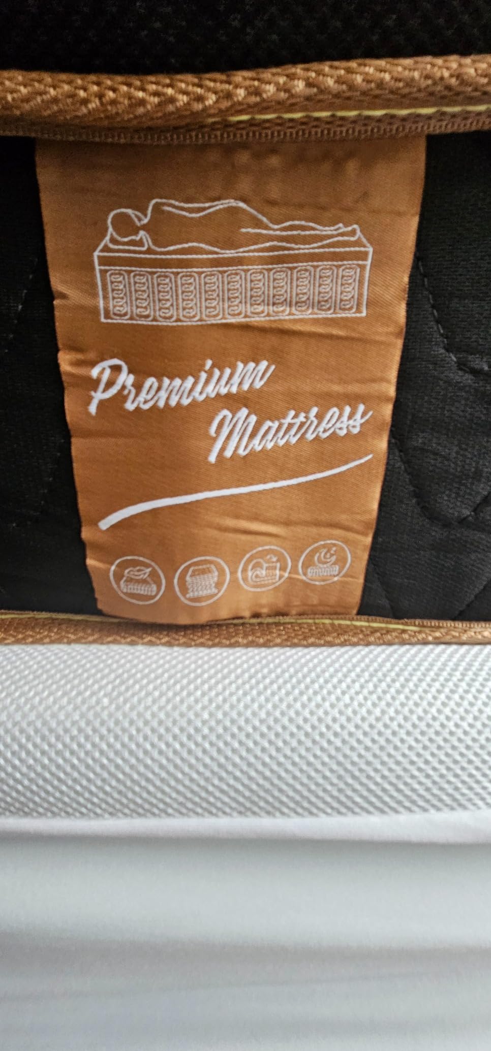 Firm Queen Mattress 14 Inch, Luxury Hybrid Mattress for Zoned Support customer photo 1