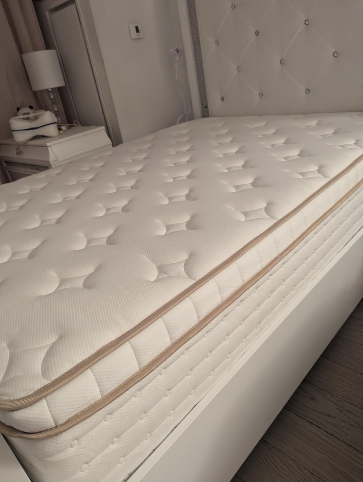 BedStory Extra Firm King Mattress, 14 Inch Hybrid Mattress Back Pain Relief customer photo 1