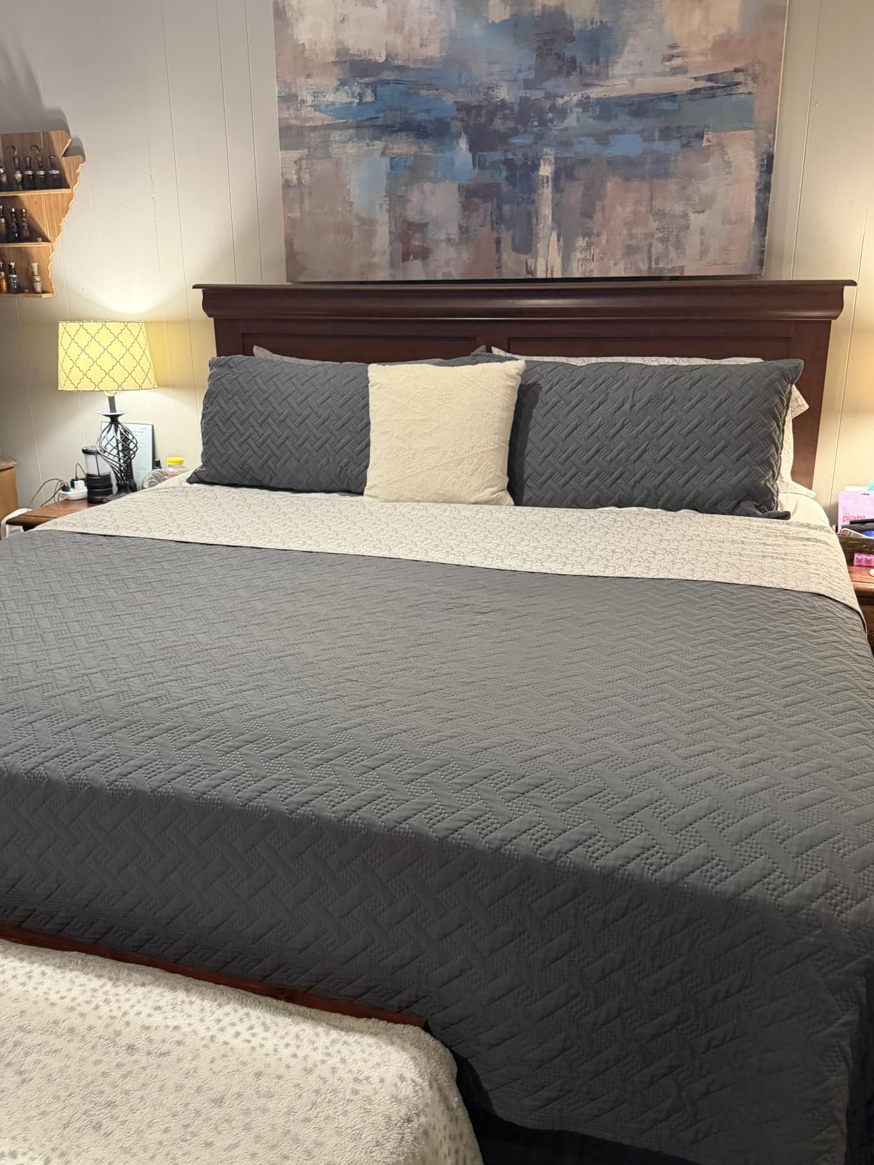 Firm Queen Mattress 12 Inch, Cooling Hybrid Bed in a Box, 7-Zones Individual Pocket Spring, Motion Isolation, Targeted Hip/Shoulder/Lumbar Support, Fiberglass-Free, 365-Night Trial, CertiPUR-US customer photo 2