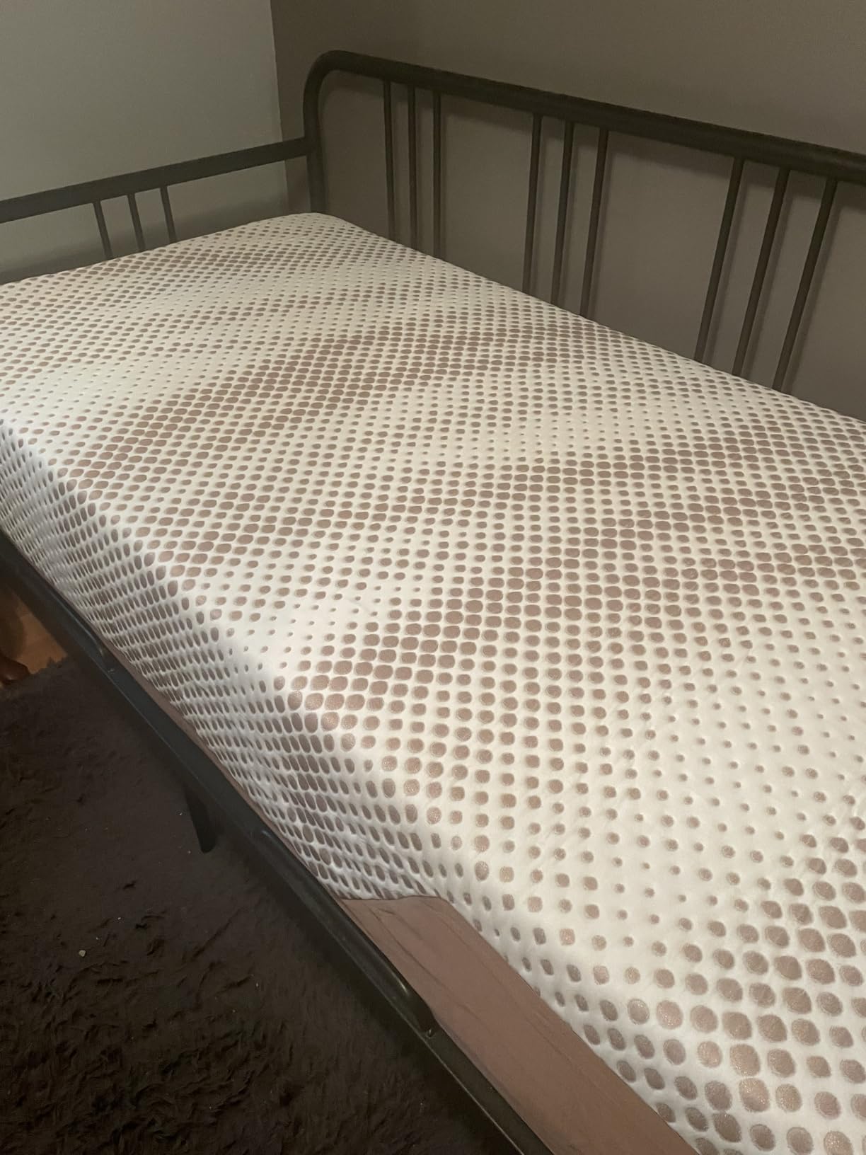 ROOST SLEEP Copper Smart Cooling Hybrid Mattress, Queen 14 Inch, Medium customer photo 1