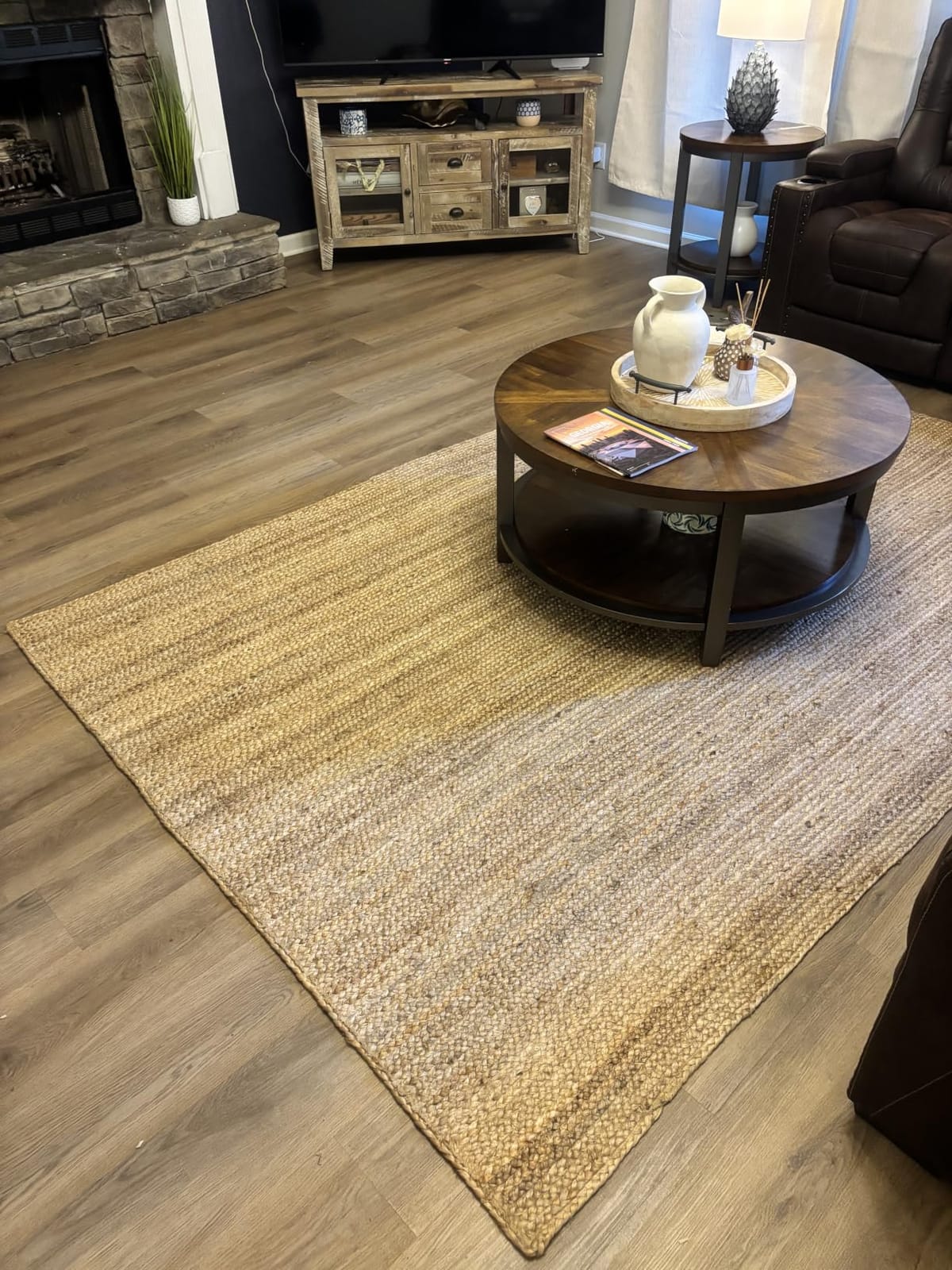 nuLOOM 6 Round Rigo Jute Hand Woven Area Rug, Natural, Solid Farmhouse Design, Natural Fiber, For Bedroom, Living Room, Dining Room, Hallway, Office, Kitchen, Entryway customer photo 1