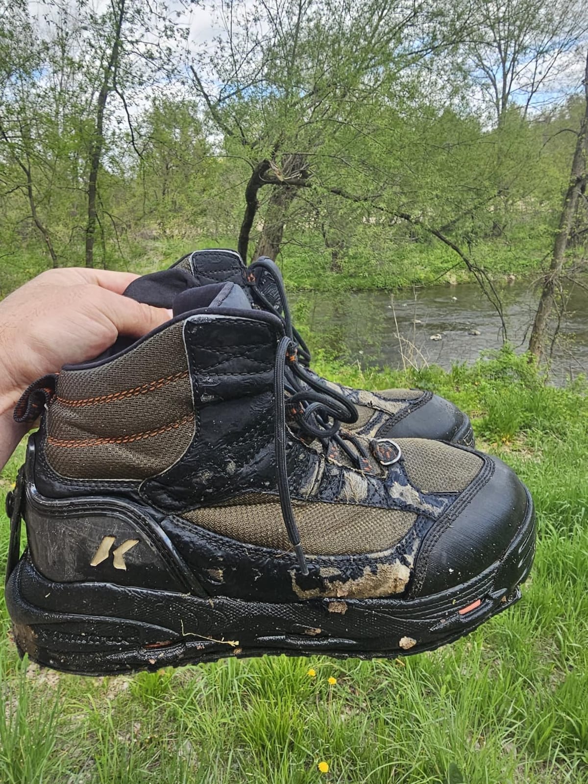 Korkers Greenback Wading Boots - Packed with the Essentials - Includes Interchangeable Felt and Kling-On Soles customer photo 1
