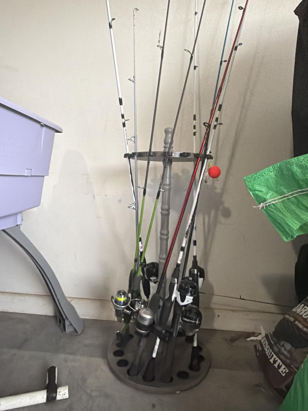 Rush Creek Creations 16-Rod Round Fishing Rod Holder for Garage, Tackle Box customer photo 1