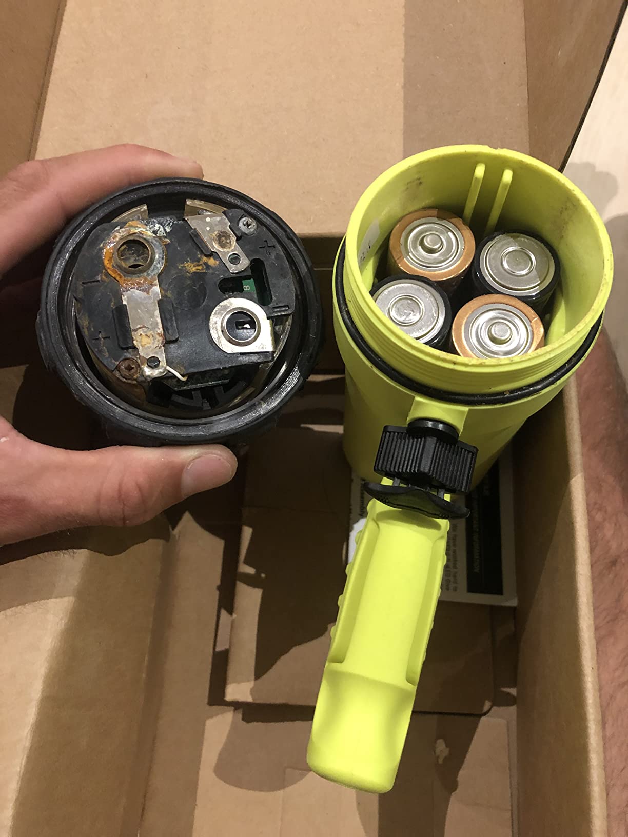 Underwater Kinetics C8 eLED (L2) Dive Light customer photo 1