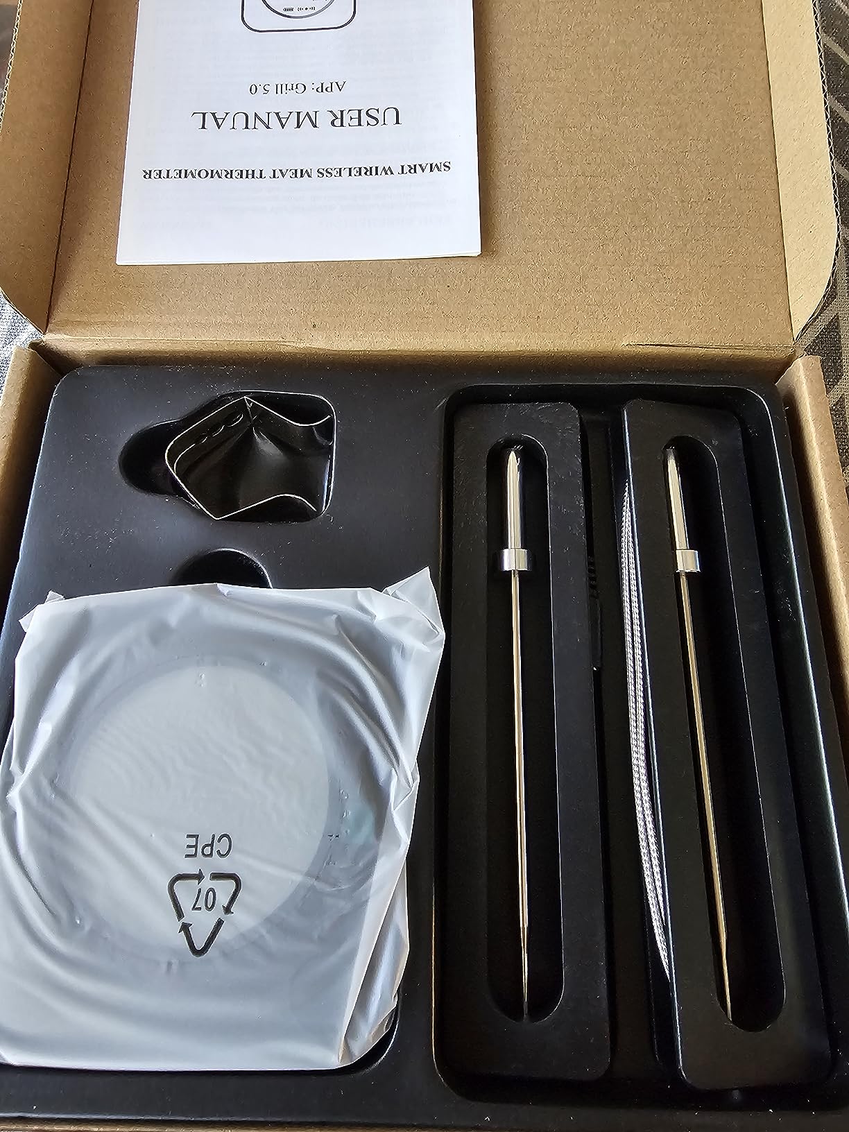 BFOUR Bluetooth Meat Thermometer Wireless Meat Thermometer, Wireless Digital Grill Thermometer with 6 Temperature Probes, Large LCD Display, Bluetooth Thermometer for Grill, Smoker, Oven and BBQ customer photo 1