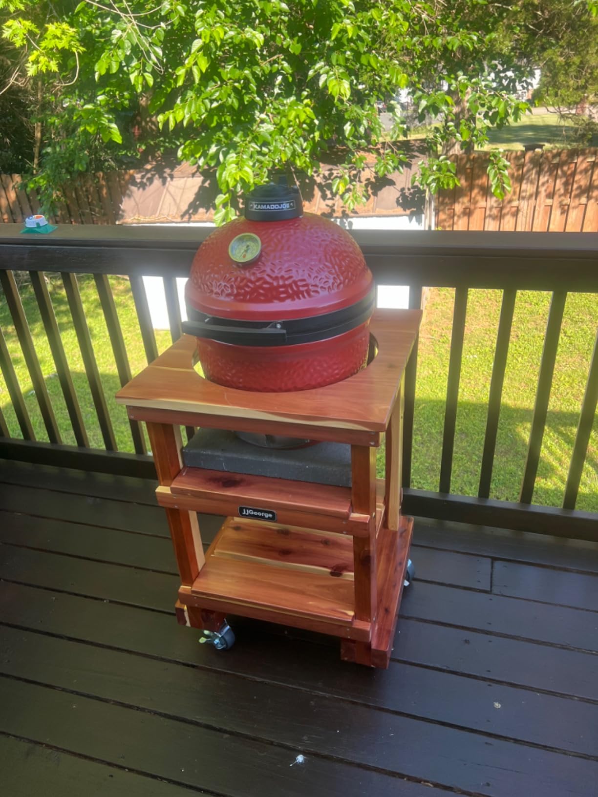 JJGeorge Kamado Joe Jr Table - Cover Included customer photo 2
