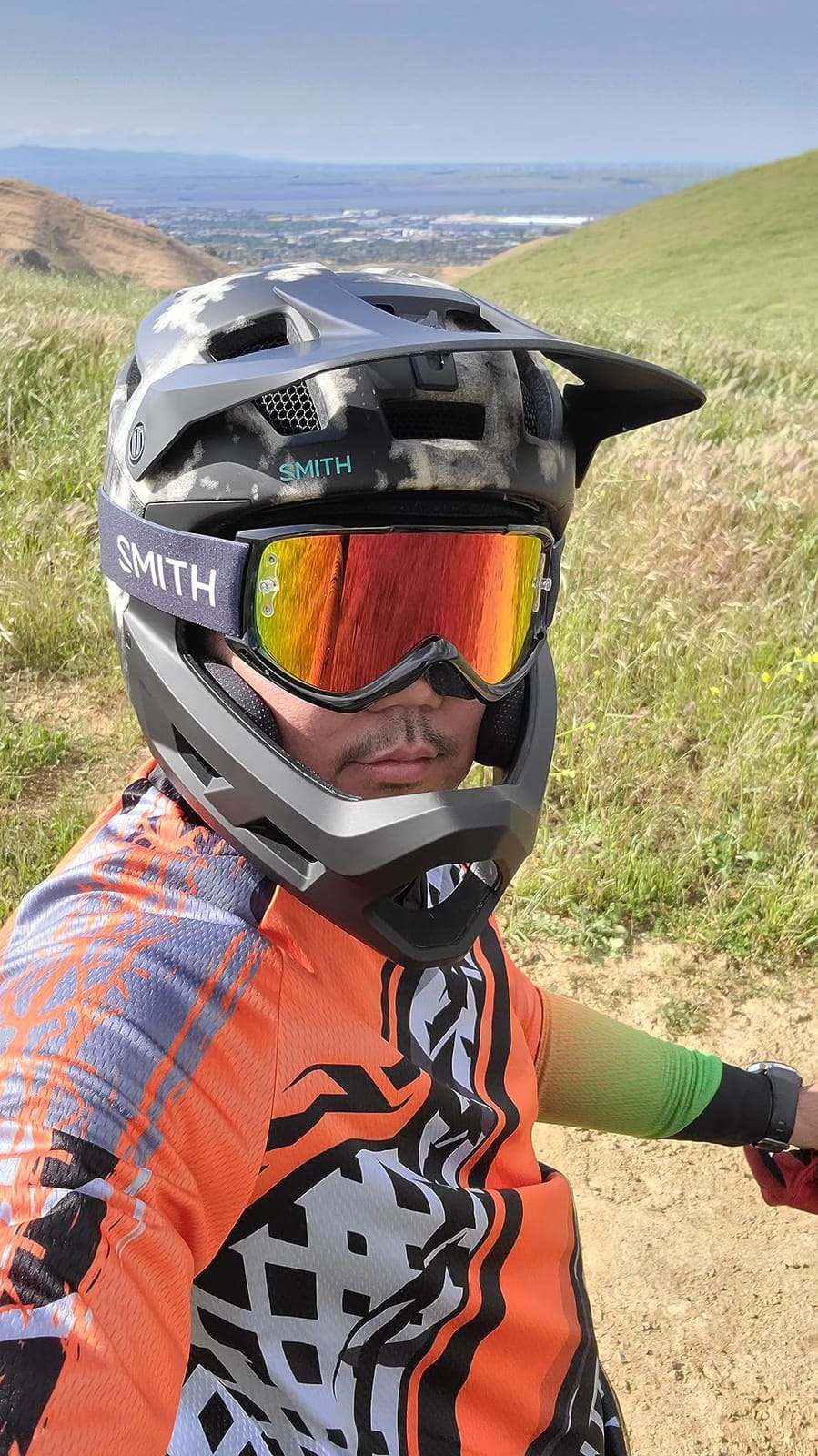 SMITH Mainline Cycling Helmet customer photo 2