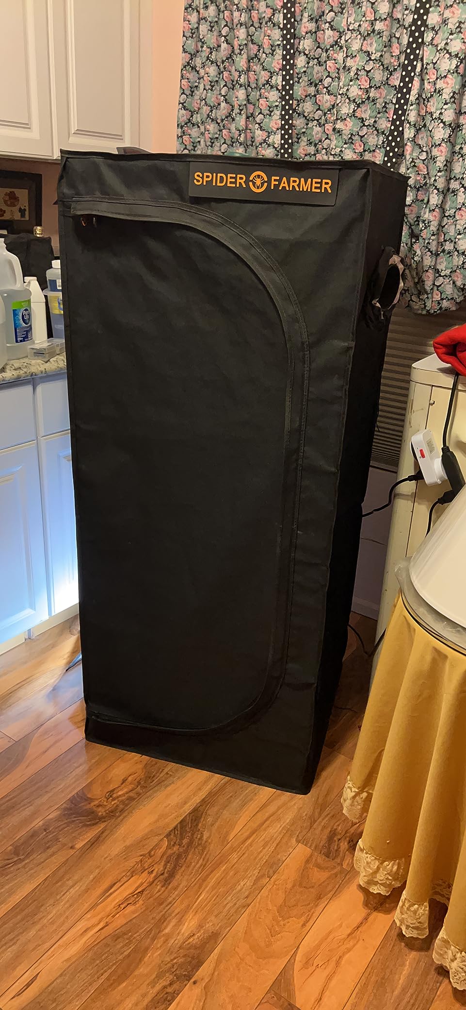 Spider Farmer 2x2ft Grow Tent Kit with GGS Controller Automatic Grow System customer photo 2