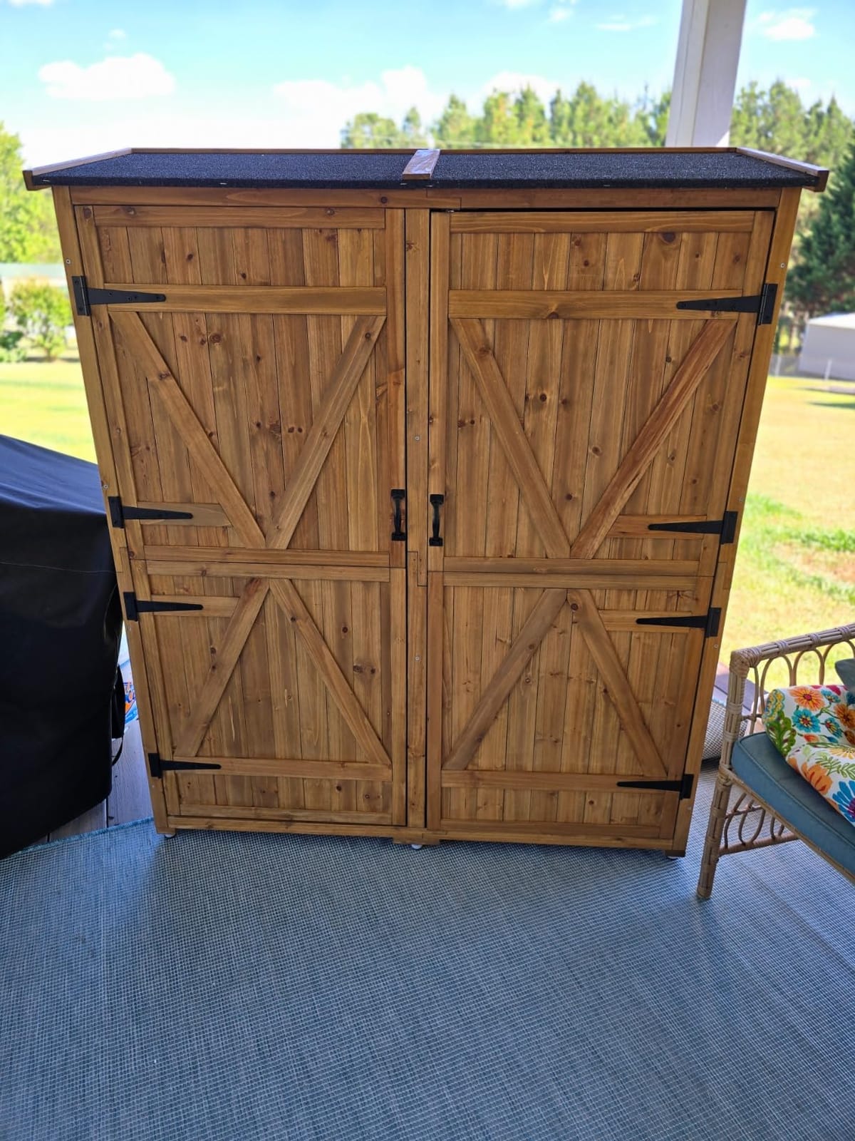 Gizoon Outdoor Storage Cabinet with 3 Shelves, Double Lockable Wooden Shed customer photo 1