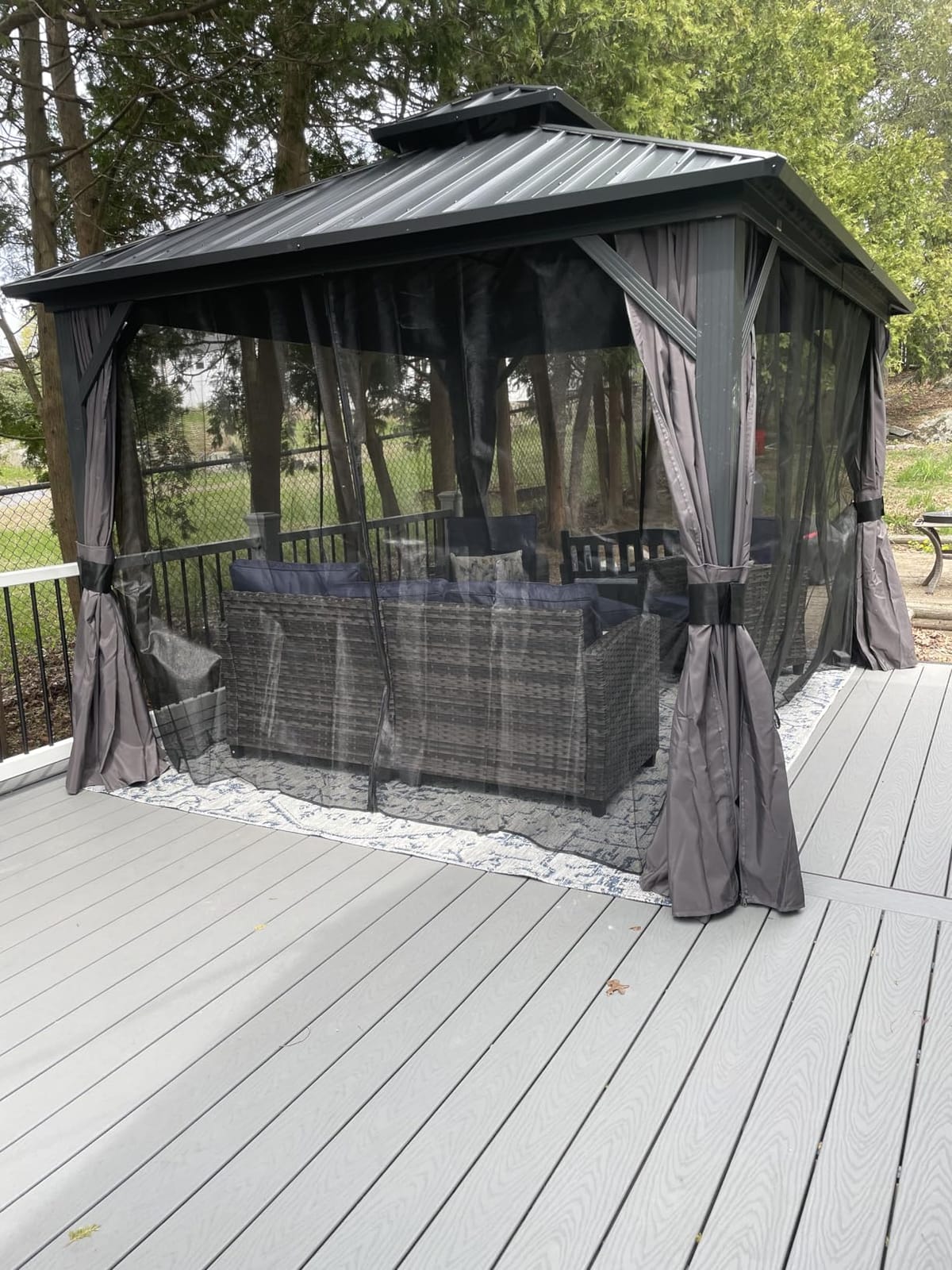 PURPLE LEAF Hardtop Grill Gazebo 6' x 8' Aluminum Frame Double Tier, Gray customer photo 1