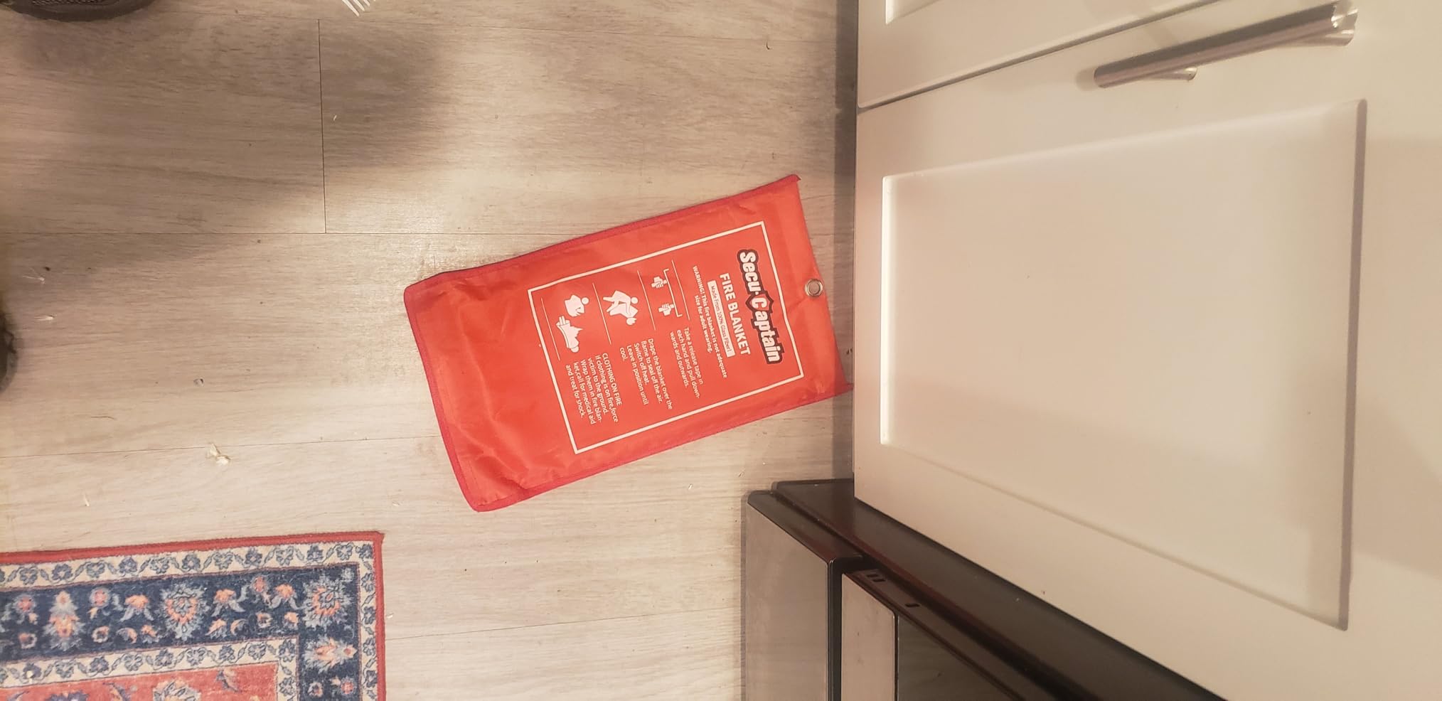 SecuCaptain Emergency Fire Blanket for Home and Kitchen - 2 Pack 40