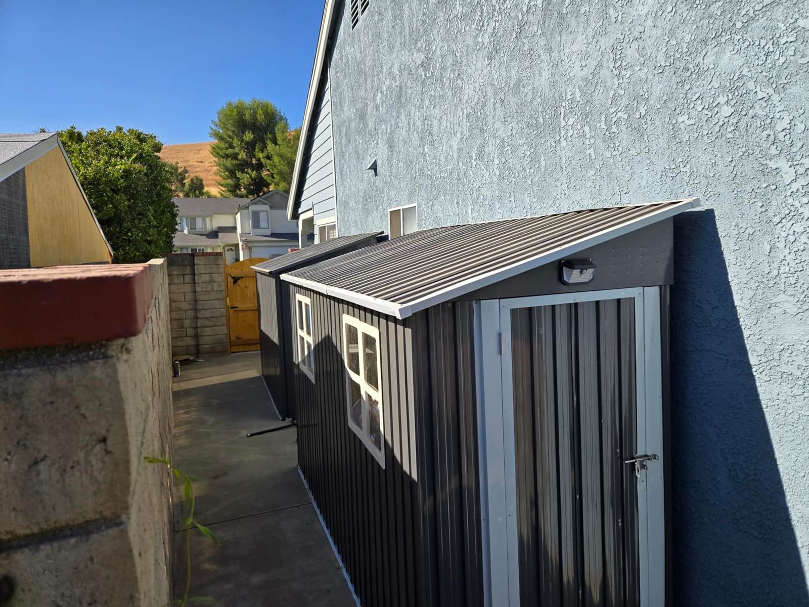 Shed Lean to Storage Shed, Outdoor 4' x 8' Metal Wall Side Storage Sheds & Outdoor Storage, Garden Storage Cabinet for Backayrd, Patio and Outdoor Use,Grey customer photo 1