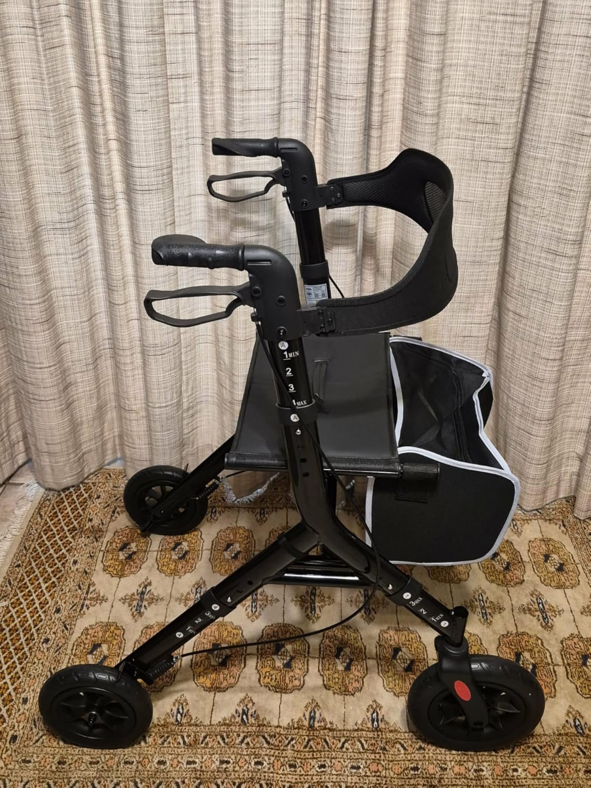 HOMLAND All-Terrain Rollator Walker with Seat for Seniors, Aluminum Frame customer photo 2
