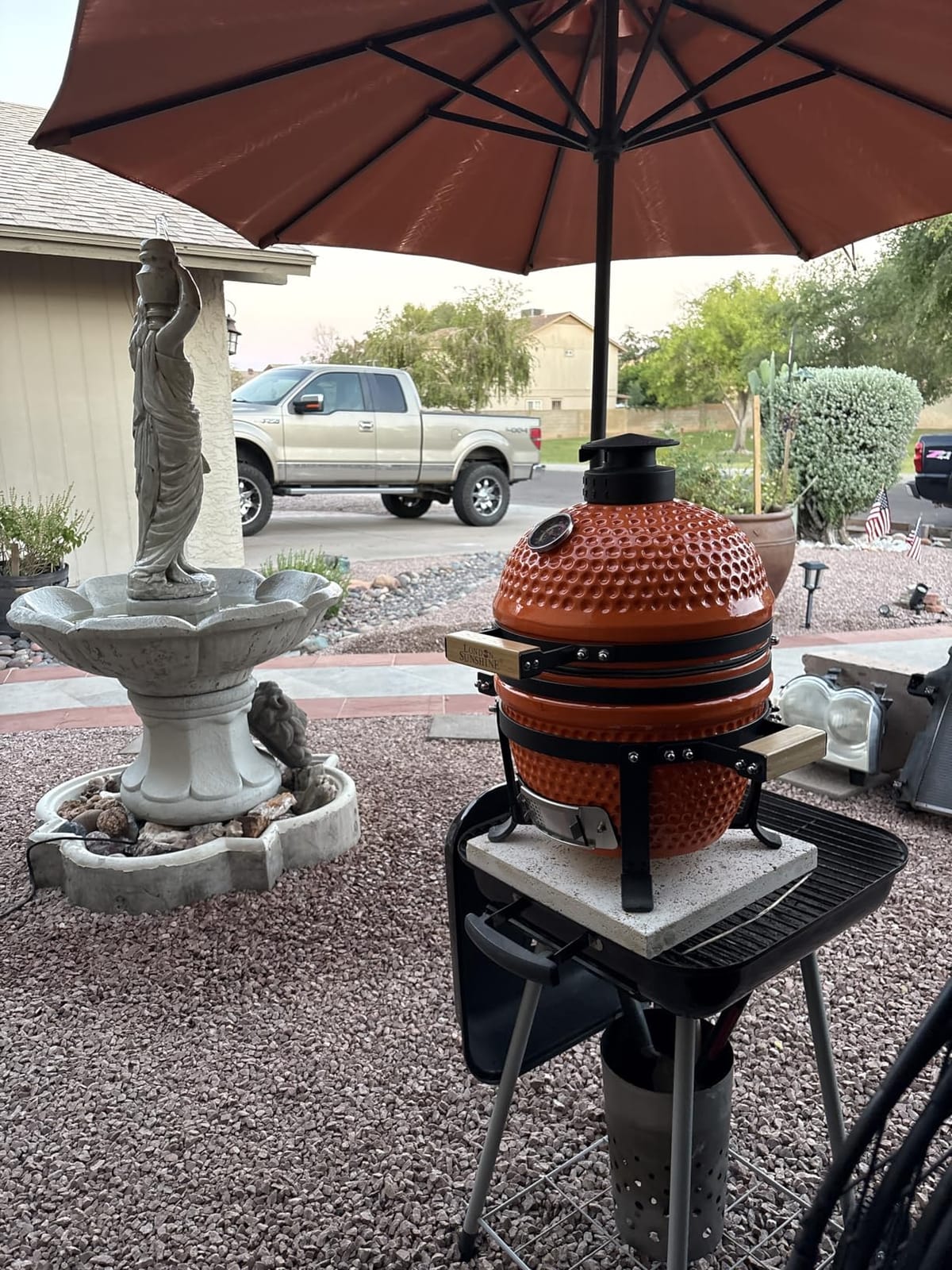 London Sunshine 13-Inch Ceramic Kamado Grill, Waterproof Vent Cap, Green customer photo 2