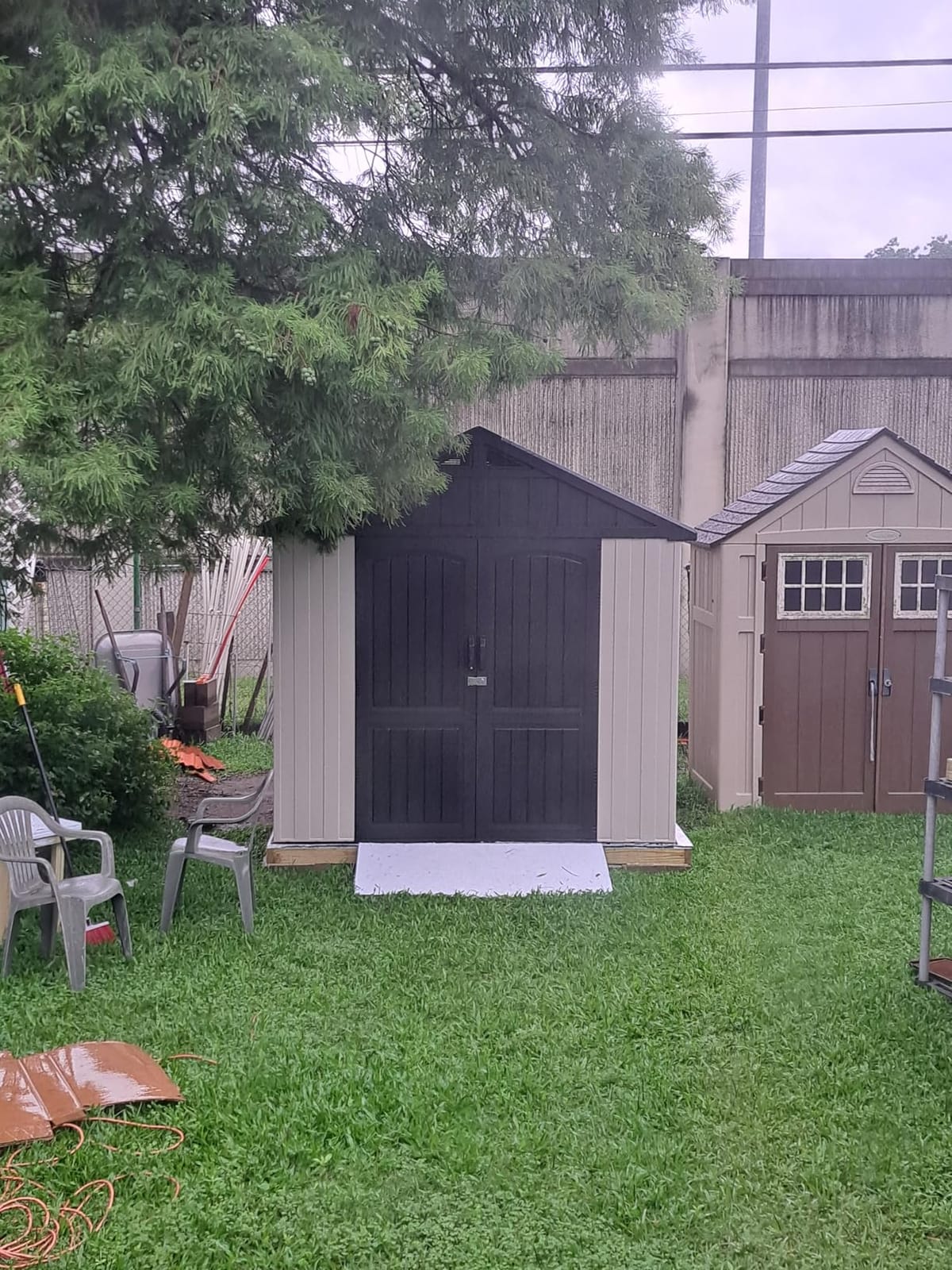 Patiowell 6x4 FT Resin Outdoor Storage Shed with Floor, Light Gray customer photo 2
