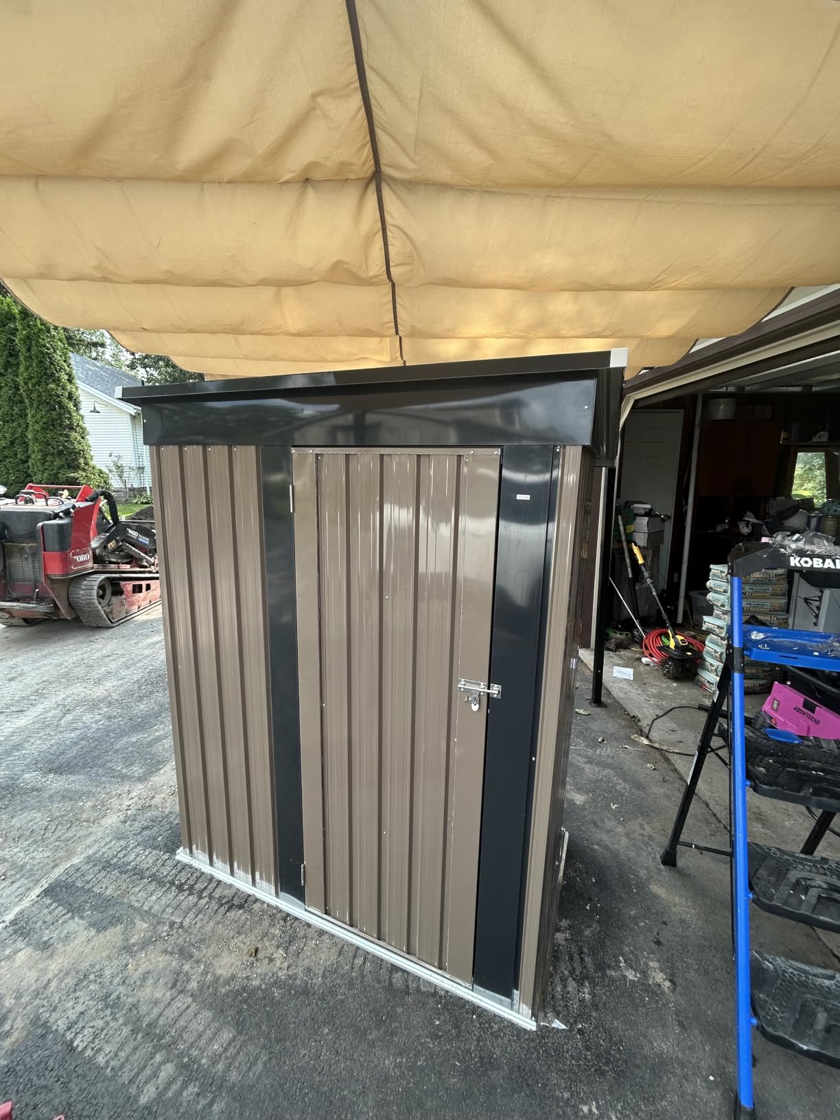 Aoxun 6x4 FT Lean to Outdoor Storage Shed with Sloping Roof customer photo 1